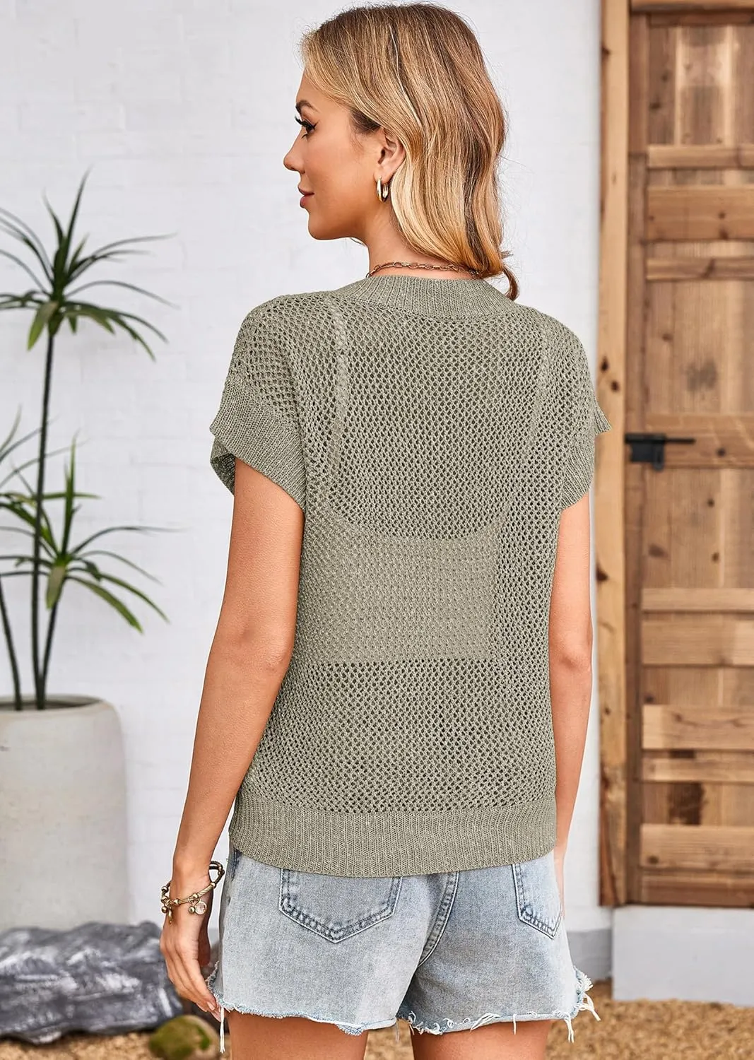 Cakulo Summer Crochet Tops for Women 2025 Short Sleeve V Neck Hollow Out Knit Beach Cover Up Casual Sweater Top