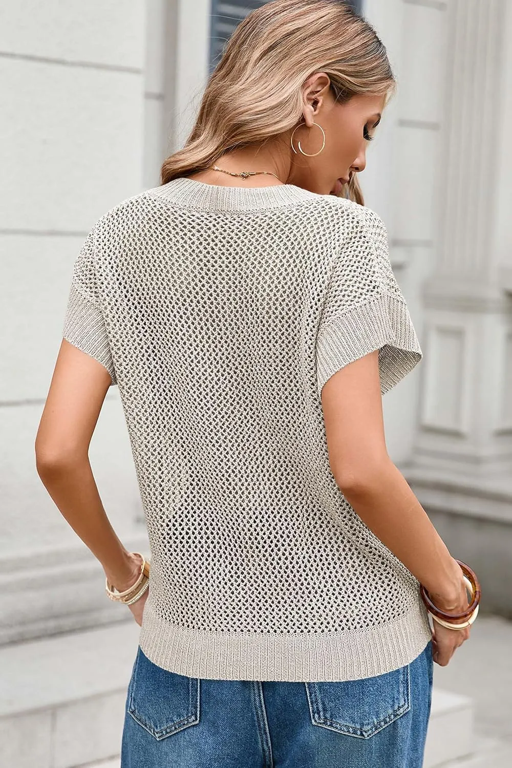 Cakulo Summer Crochet Tops for Women 2025 Short Sleeve V Neck Hollow Out Knit Beach Cover Up Casual Sweater Top