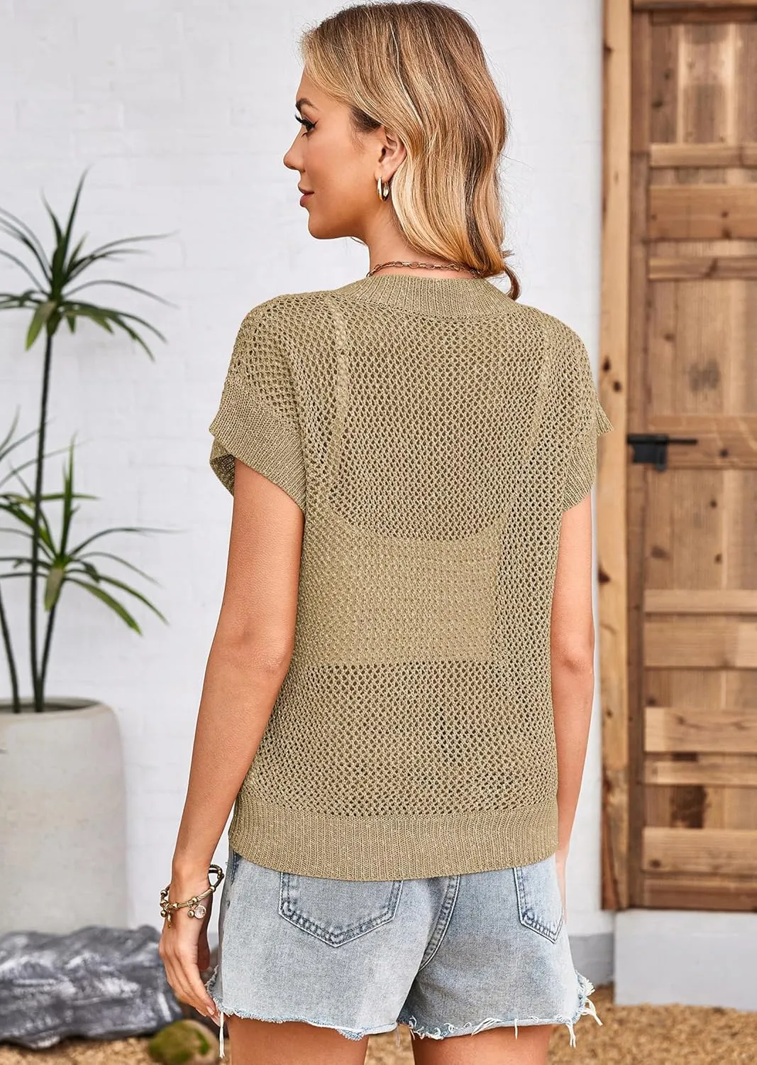 Cakulo Summer Crochet Tops for Women 2025 Short Sleeve V Neck Hollow Out Knit Beach Cover Up Casual Sweater Top