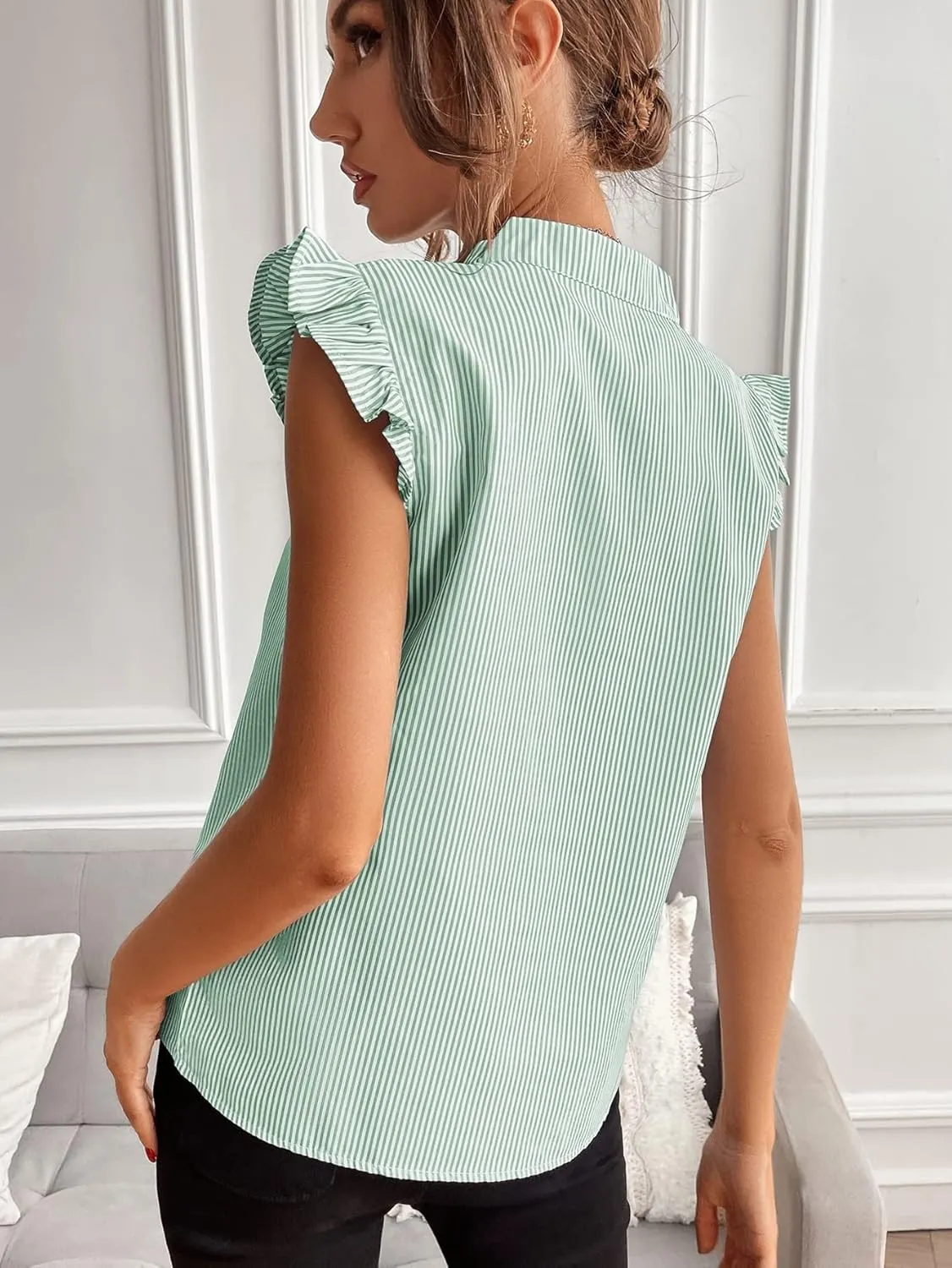 WDIRARA Women's Striped Ruffle Cap Sleeve Notched V Neck Blouse Top Shirt